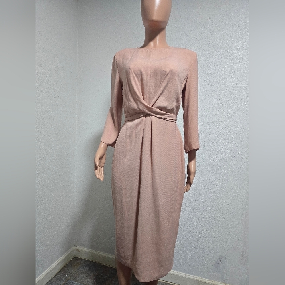 Elegant Pink Women's Dress